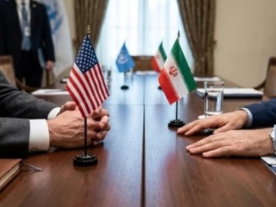 CNN: Iran-US Talks Being Held Face-to-Face After Meetings with Pakistani Mediators