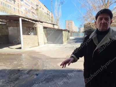 Նոր Նորքում դիտահորից թափվող կեղտաջուրը ամբողջ տարածքը վերածել է գարշահոտ ու հակասանիտարական վիճակի