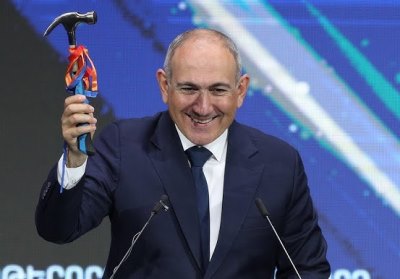 «Իրավունք». ՔՊ–ականներին հրահանգվել է՝ «գտեք ծպտյալ ընդդիմադիրներին, չկա մարդ, ում վրա ազդելու լծակ չլինի»