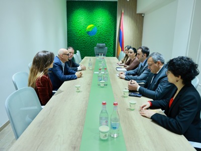 World Vision-ի ներկայացուցիչների հետ քննարկվել են համագործակցության ոլորտները․ հանդիպում ՇՄ նախարարությունում