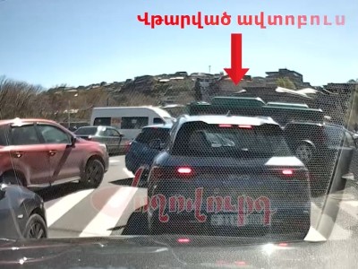 Ալեն Սիմոնյանի ավտոշարասյան մեքենաներից մեկը վարել է ArmLur-ի աշխատակցի մեքենայի վրա՝ վտանգելով նրա կյանքը
