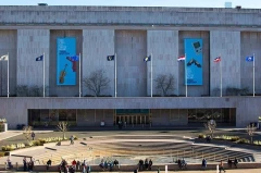 White House accuses National Museum of American History of ‘radicalization’
