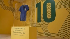 Pelé's 1958 World Cup final shirt sold at auction for $4.9 million