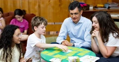 Ucom Supports the Launch of "Remember the Animals" Educational Game