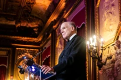 NYT: Heir to the Estée Lauder cosmetics empire has stopped funding Republicans in New York