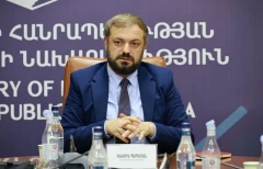 Նախկին «հաջորդ վարչապետ» Սամվել Կարապետյանի թիմակիցը սխալ-մխալ բաներ էր ասում. Պապոյանը թվեր է ներկայացրել