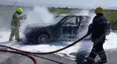 На автодороге Ереван–Ерасх  на ходу загорелся «Mercedes»: он стал непригоден к эксплуатации