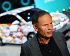 Сотрудники Volkswagen освистали главу компании на фоне планов сократить до 50 тыс. сотрудников