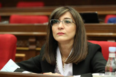 ՔՊ պատգամավոր Արփինե Դավոյանը բացահայտ uտnւմ է. Արա Զոհրաբյան