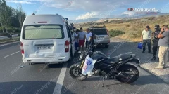 Երևան-Սևան ճանապարհին մոտոցիկլը բախվել է կայանված «Nissan X-Trail»-ին․ մոտոցիկլավարը հոսպիտալացվել է