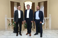 Բարի երթ բոլորիս, սիրելիներս. նախարարը՝ աշխատանքից ազատված փոխնախարարներին