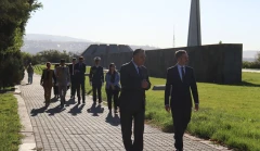 ՀՀ-ում Ֆրանսիայի նորանշանակ դեսպան Ֆլորիան Էսկյուդիեն այցելել է Հայոց ցեղասպանության հուշահամալիր