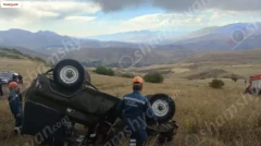 Վայքի Զոմայի Սուրբ տանող ճանապարհին «ՈւԱԶ 31512»-ը գլխիվայր շրջվել է․ կա 1 զոհ, 1 վիրավոր