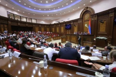 Շարունակվում է Հայաստանի նորընտիր խորհրդարանի առաջին քառօրյայի աշխատանքը