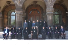 Գերագույն հոգևոր խորհուրդն անընդունելի է համարել իշխանությունների՝ Եկեղեցու ներքին կյանքին միջամտելու շարունակվող քաղաքականությունը