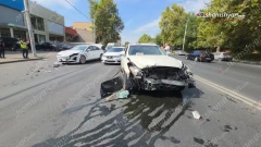 Քըրքորյան (նախկին Լենինգրադյան) փողոցում բախվել են «Infinity»-ն ու «Hongqi»-ն․ կա վիրավոր
