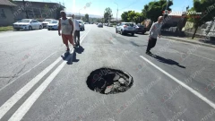 Դավիթ Բեկի փողոցում կատարված ասֆալտապատումն իրականացվել է անորակ. առաջացել է հսկայական փոս