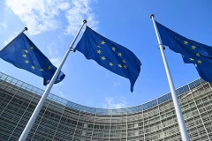Politico: ЕС впервые установит четкие сроки вступления для 4 стран-фаворитов: Грузии и Турции в списке нет