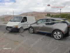 Նոր Ուղի բնակավայրում բախվել են «BMW»-ն և «Ford Transit»-ը․ կա վիրավոր