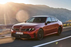 Բենզինը դեռ խաղի մեջ է․ BMW 3 Series-ի նոր մոդելն ավելի արագընթաց է, քան էլեկտրական i3-ը