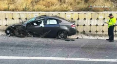 «Չայնիի» ոլորաններում բախվել են «Mercedes»-ը և «Dodge Dart»-ը. վերջինիս դիմացի ձախ անվահեծանը պոկվել ու շպրտվել է