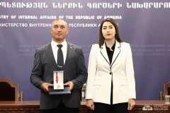 Անհատական խրախուսանքը նաև կոլեկտիվ աշխատանքի գնահատանք է․ Արփինե Սարգսյանը պետական պարգևներ է հանձնել (ֆոտո)
