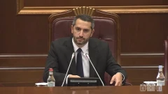 «Ուժեղ Հայաստան»-ի պատգամավորների օգնականները փորձել են ներխուժել նիստերի դահլիճ, ծառայողական քննություն կլինի. Ռուբինյան