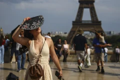 Le Monde: комиссия парламента Франции оценила ущерб от летней жары в €16 млрд