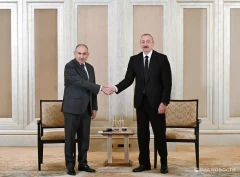 Пашинян и Алиев пообщались на приеме для лидеров стран СНГ в Туркменистане