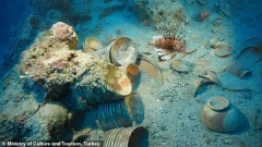 2100 лет на дне моря: у берегов современной Турции нашли корабль с роскошной посудой для римлян