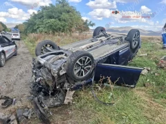 В Ширакской области «Nissan» врезался в земляную насыпь и перевернулся: водитель погиб