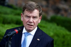 Германия может ввести ограничения на поездки из-за предполагаемой вспышки чумы в России