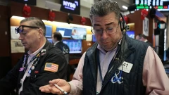 Dow Jones и S&P 500 выросли во вторник, Nasdaq завершил торги в небольшом минусе