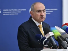 Пашинян не захотел комментировать напряженность между Баку и Анкарой