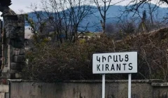 «Հրապարակ». Կիրանցում հեռախոսի էկրաններին գրվում է «Խեյրիմլի»
