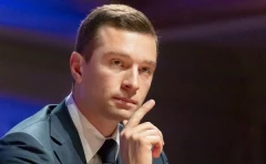 Жордан Барделла получил почти 99% голосов на выборах главы ультраправой партии «Национальное объединение»