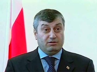 Южная Осетия просит приюта у России