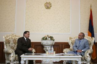 Armenian Parliament Speaker receives Turkmen Ambassador