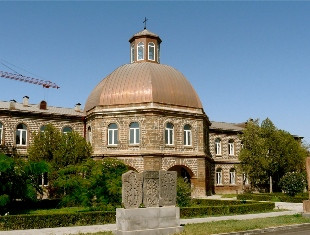 Գեւորգյան հոգեւոր ճեմարանը բացել է իր դռները 14 նոր սաների առաջ