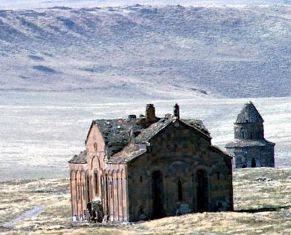 АРФД не собирается финансировать ремонт армянских памятников в Турции