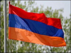 Мнения провластных и оппозиционных сил Армении относительно достижений за годы н