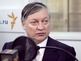 Карпов: в ФИДЕ привыкли блефовать