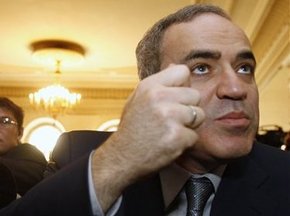 Каспаров: Это не Ассамблея, а игра в политические наперстки