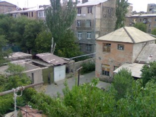 Կոմիտաս 5ա շենքի բնակիչներն անհանգստացած են