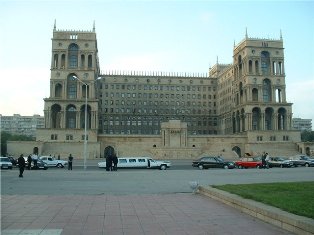 Protest over Dashnaktsutyun members’ arrival in  Azerbaijan