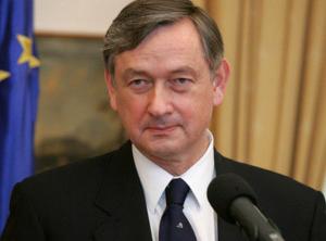 Президент Словении: Мир должен быть очень внимательным к Армении!