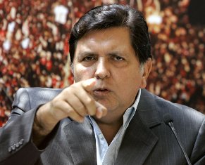Президент Перу влепил пощечину молодому гражданину