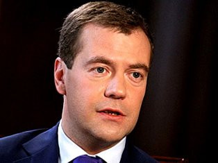 Россия-24 - Телегадалка: Медведев и вправду доверил Москву Собянину