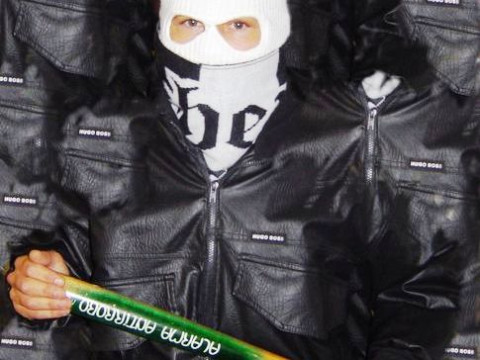 Scuffle of Zenith and Hajduk fans in St. Petersburg (video)