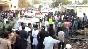 Растет число жертв взрыва в одной из святынь Пакистана